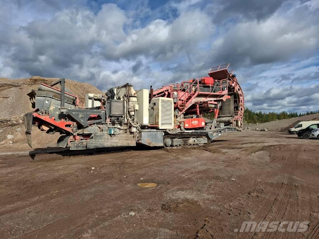 Sandvik UH550 E Concasoare mobile