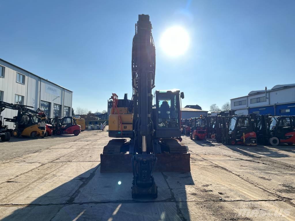 Volvo ECR235EL Excavatoare pe șenile
