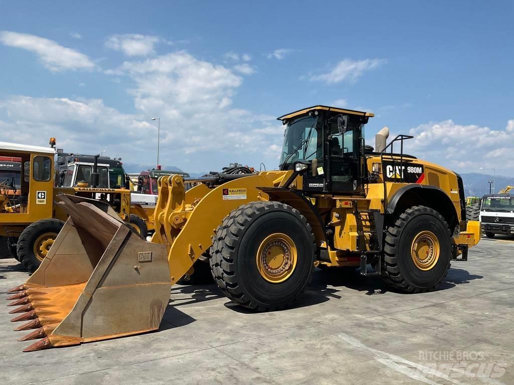 CAT 980M Incarcator pe pneuri
