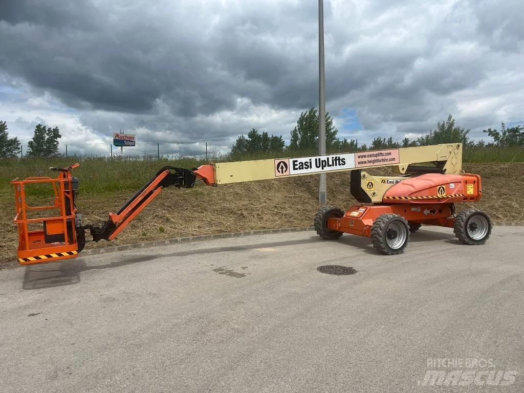 JLG M 600 JP Nacele cu brat articulat