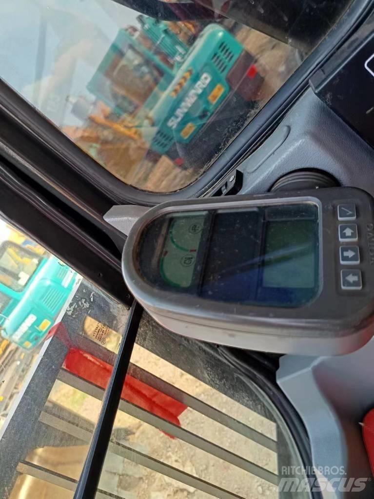 Volvo EC 140 Excavatoare pe șenile
