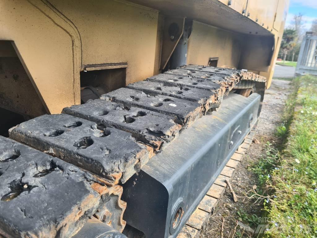 Tesmec 300 Excavatoare de santuri