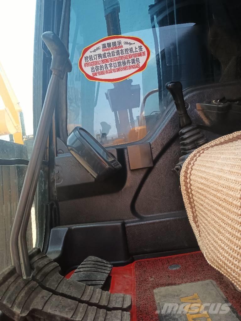 Volvo EC 240 Excavatoare pe șenile

