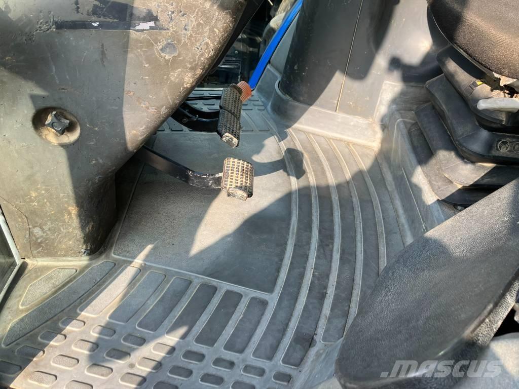 New Holland TM 135 Tractoare