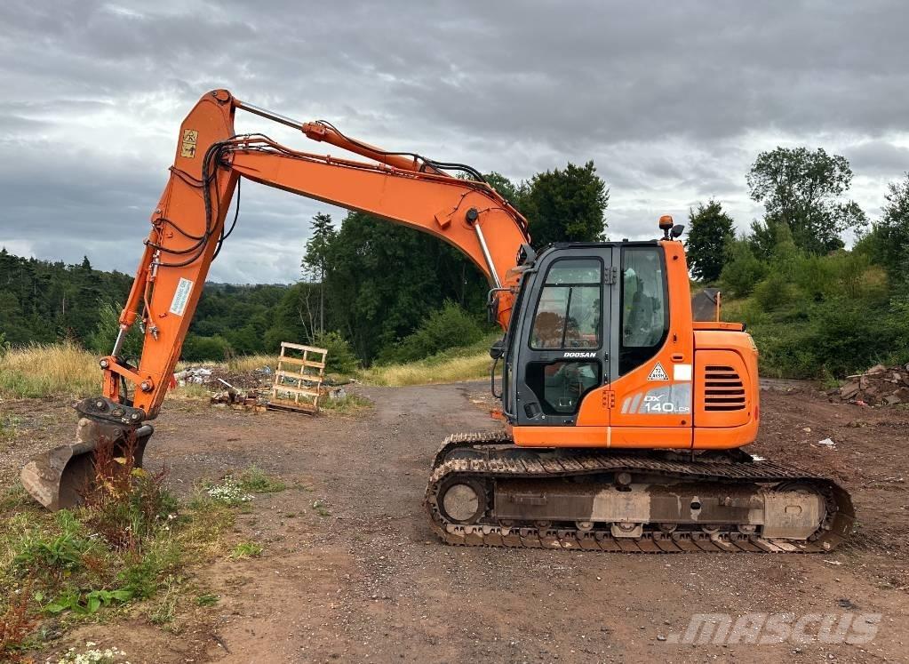 Doosan DX 140 LCR-3 Excavatoare pe șenile
