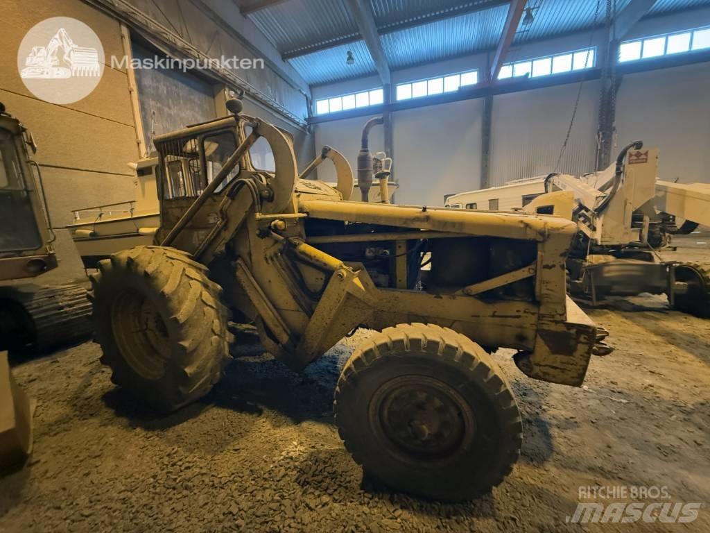 Volvo BM 620 Incarcator pe pneuri