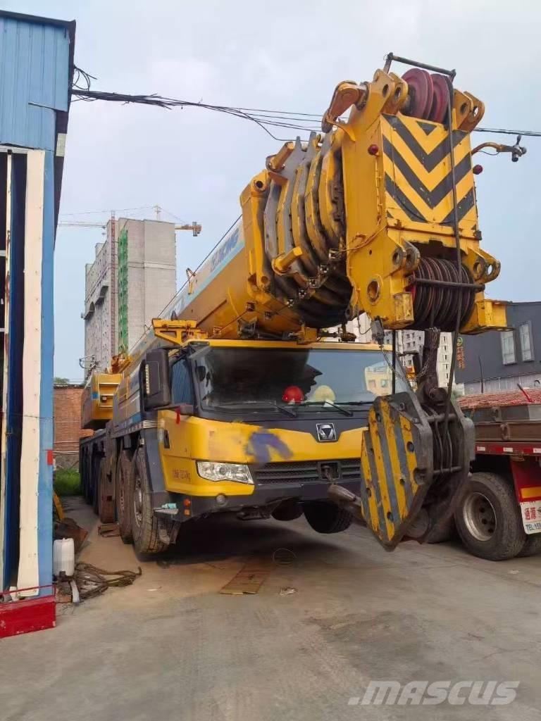 XCMG XCA300 Macara pentru orice teren