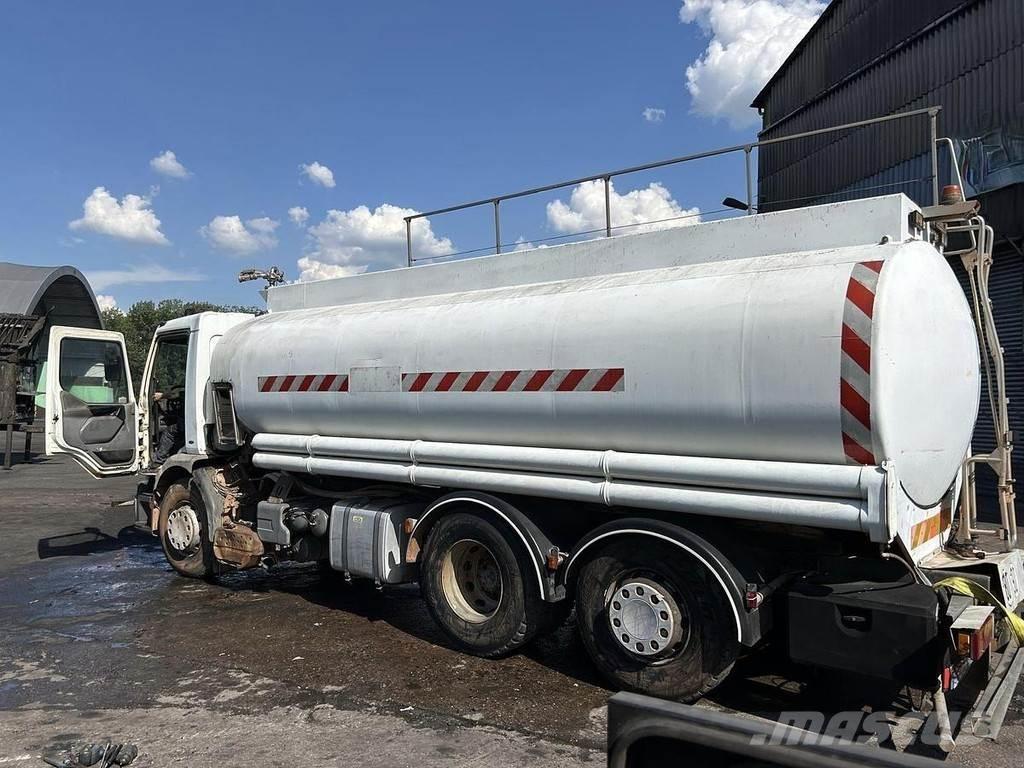 Renault 320 Cisterne