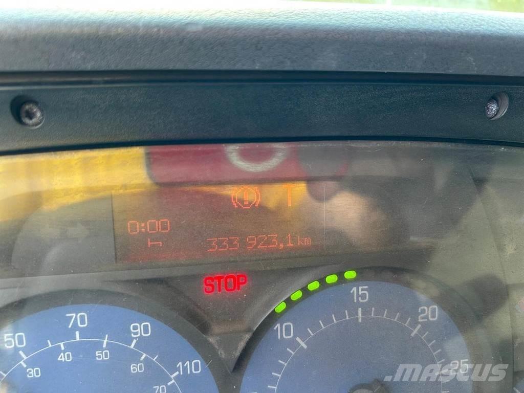 Renault 320 Cisterne