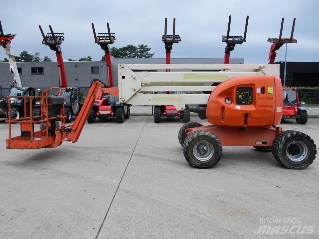 JLG 450 AJ (040) Nacele cu brat articulat