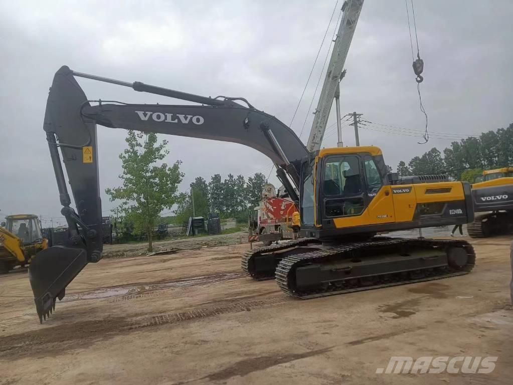 Volvo EC 240 DL Excavatoare pe șenile

