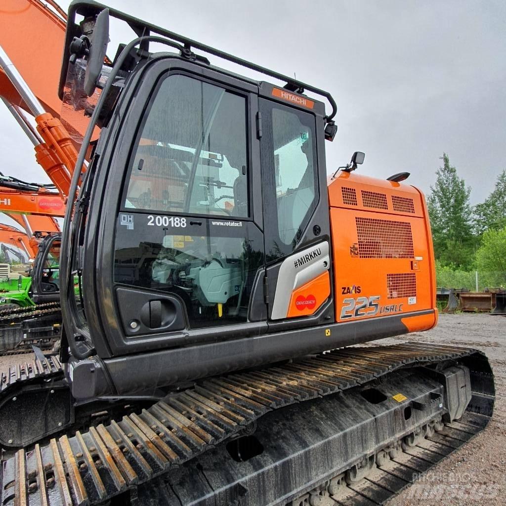 Hitachi ZX225USRLC-7 Excavatoare pe șenile
