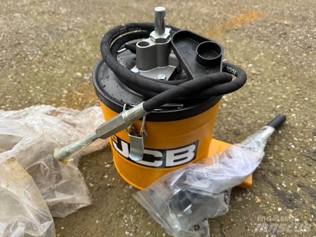 JCB 3CX 4X4 ( UNUSED ) Buldoexcavatoare