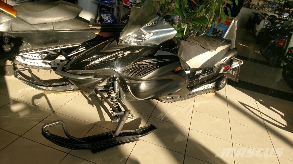 Yamaha Attack GT Snowmobile