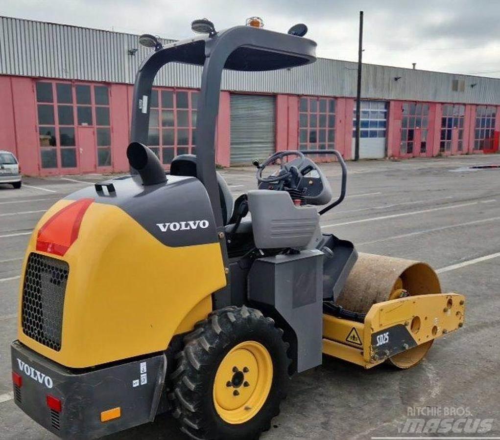 Volvo SD25 Alti cilindri compactori
