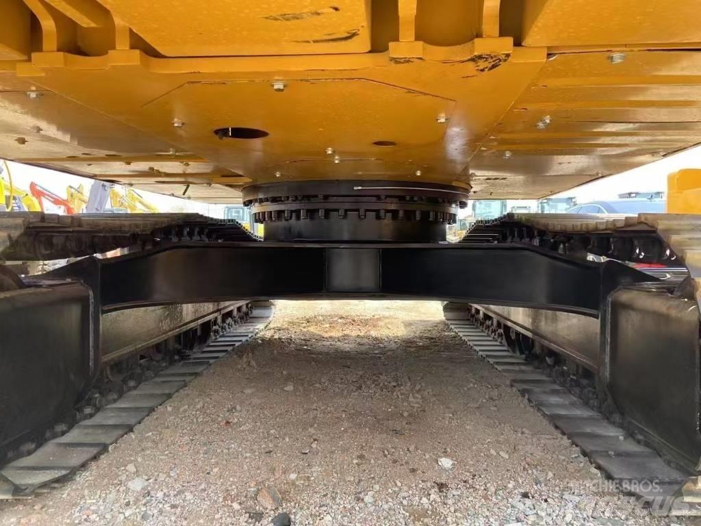 CAT 320D2 Excavatoare pe șenile
