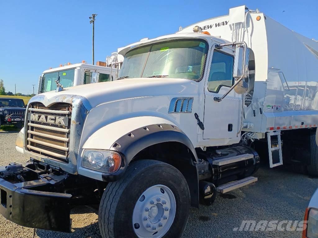 Mack GU 713 Camion de deseuri