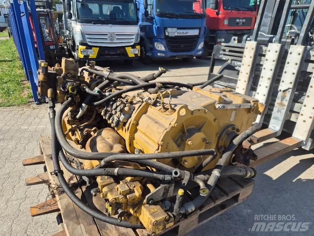 CAT 966G Incarcator pe pneuri