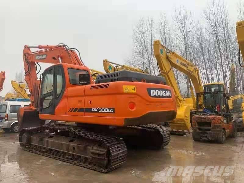 Doosan DX300LC Excavatoare pe șenile
