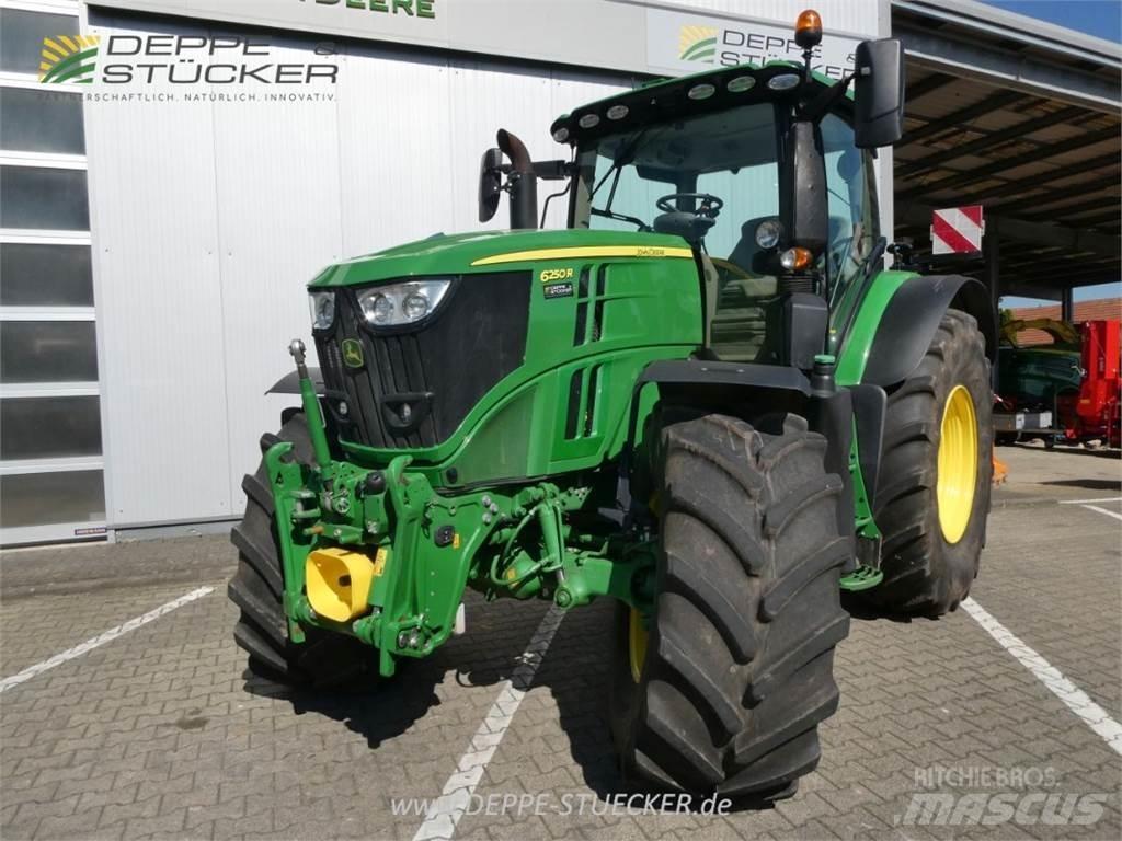 John Deere 6250R Tractoare