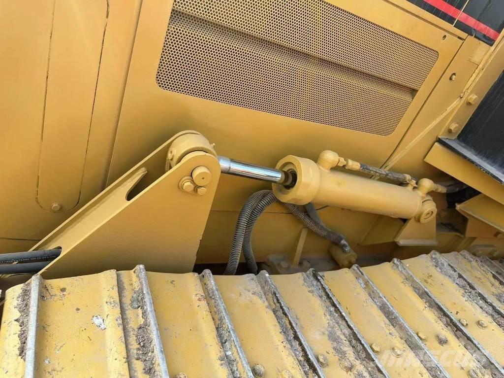 CAT D5C Buldozere pe senile