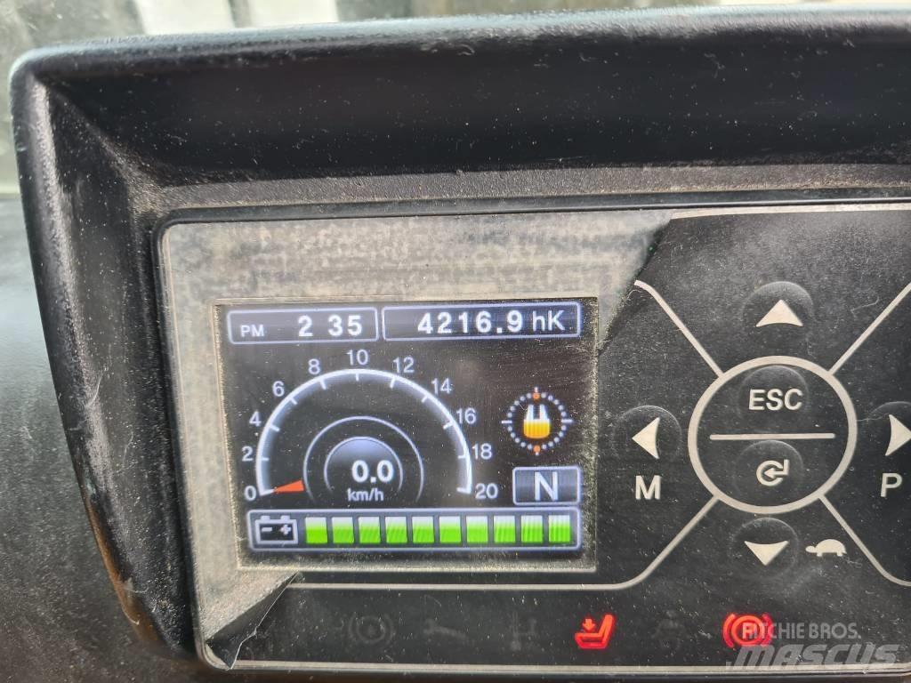 Hyundai 16 B-9 Stivuitor electric