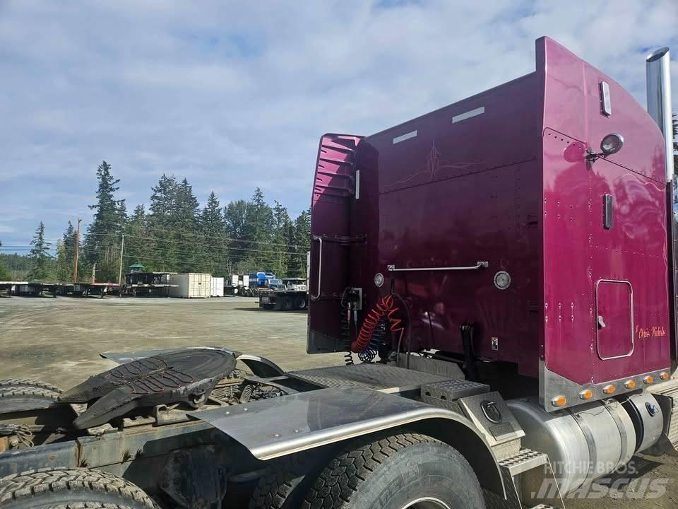 Peterbilt 388 Autotractoare