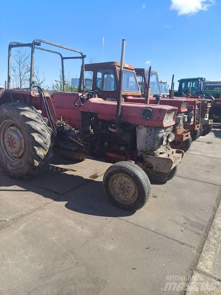 Massey Ferguson 168 Tractoare