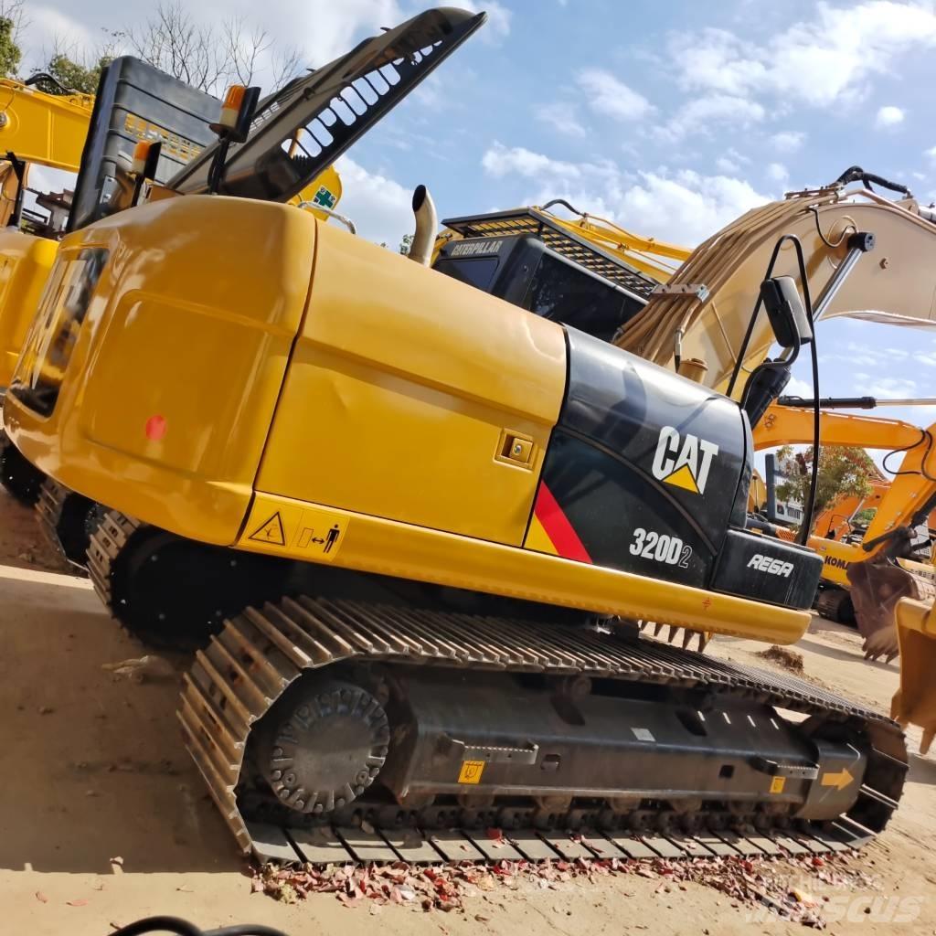 CAT 320 D Excavatoare pe șenile
