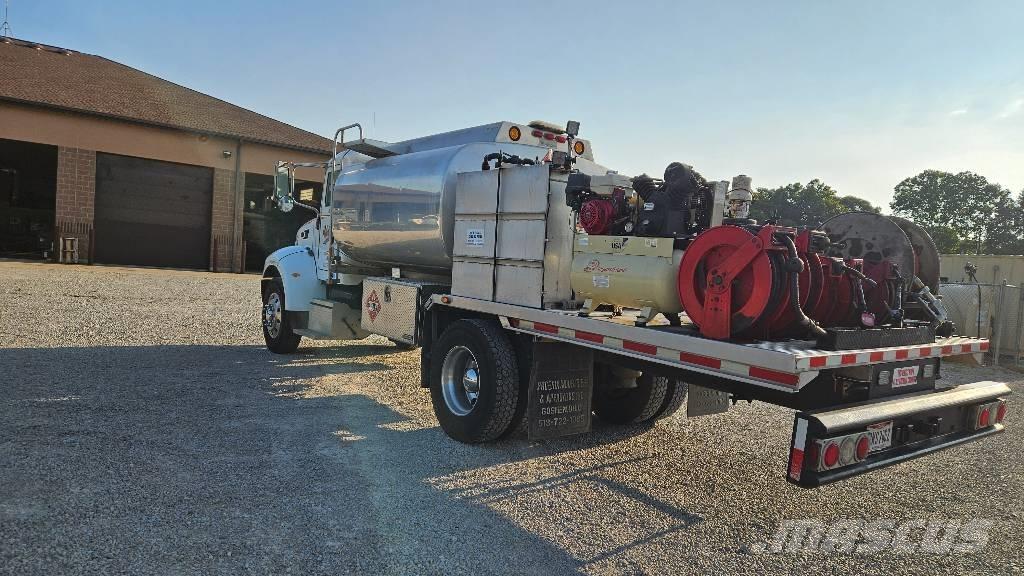 Peterbilt PB335 Cisterne