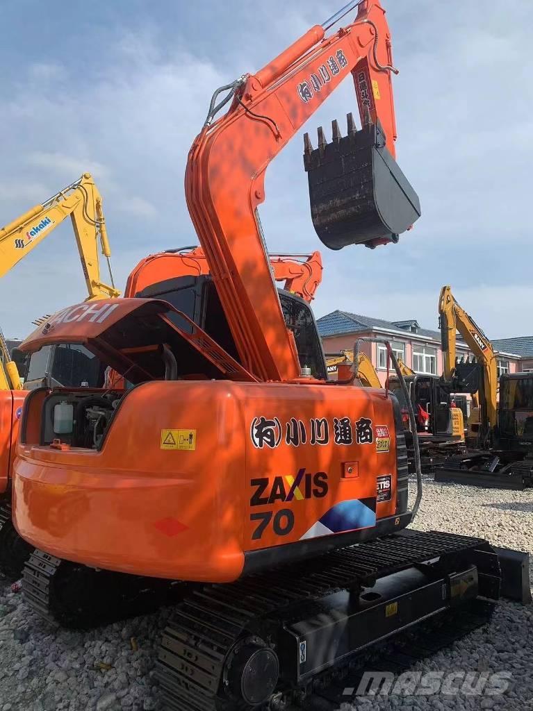 Hitachi ZX 70 Excavatoare pe șenile
