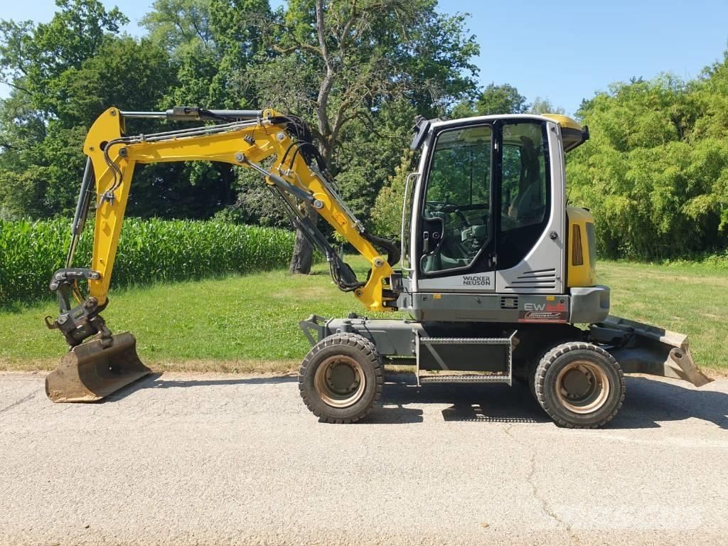 Wacker Neuson EW 65 Excavatoare cu roti