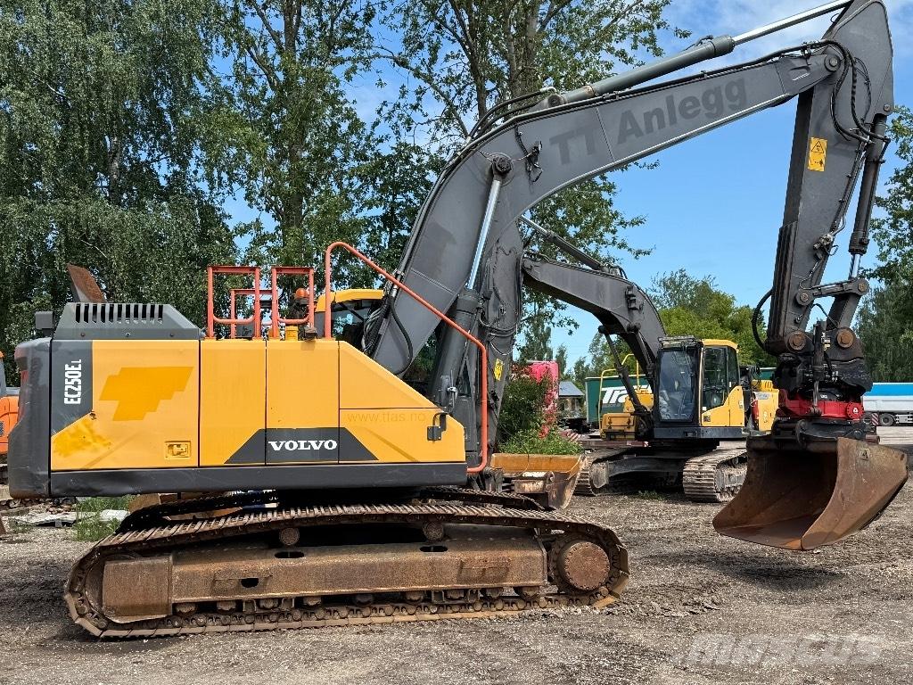 Volvo EC 250 E Excavatoare pe șenile
