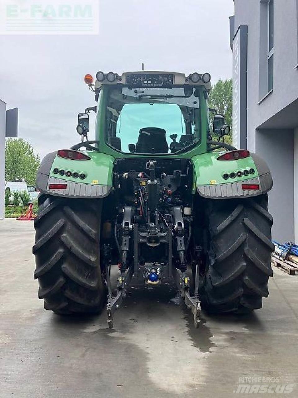 Fendt 724 vario Tractoare
