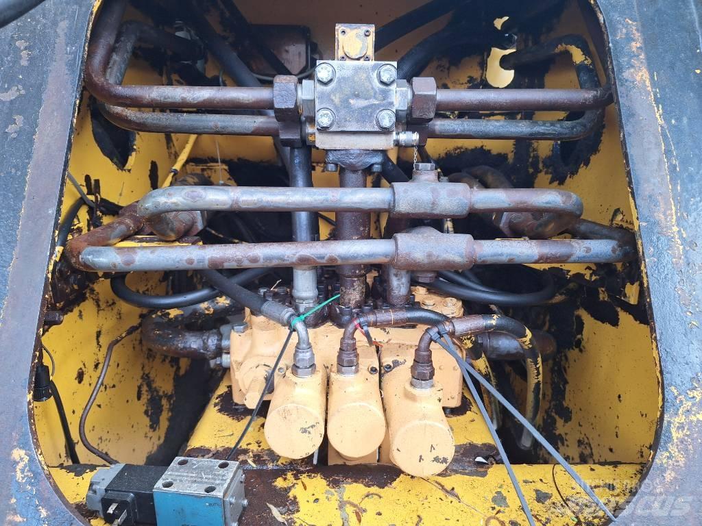 Volvo BM 4600 Incarcator pe pneuri