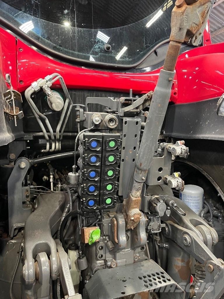 Valtra T235 Tractoare