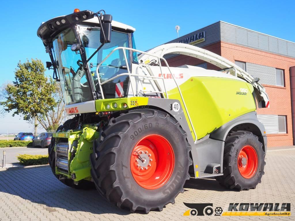 CLAAS Jaguar 950 4WD Forajere cu autopropulsare