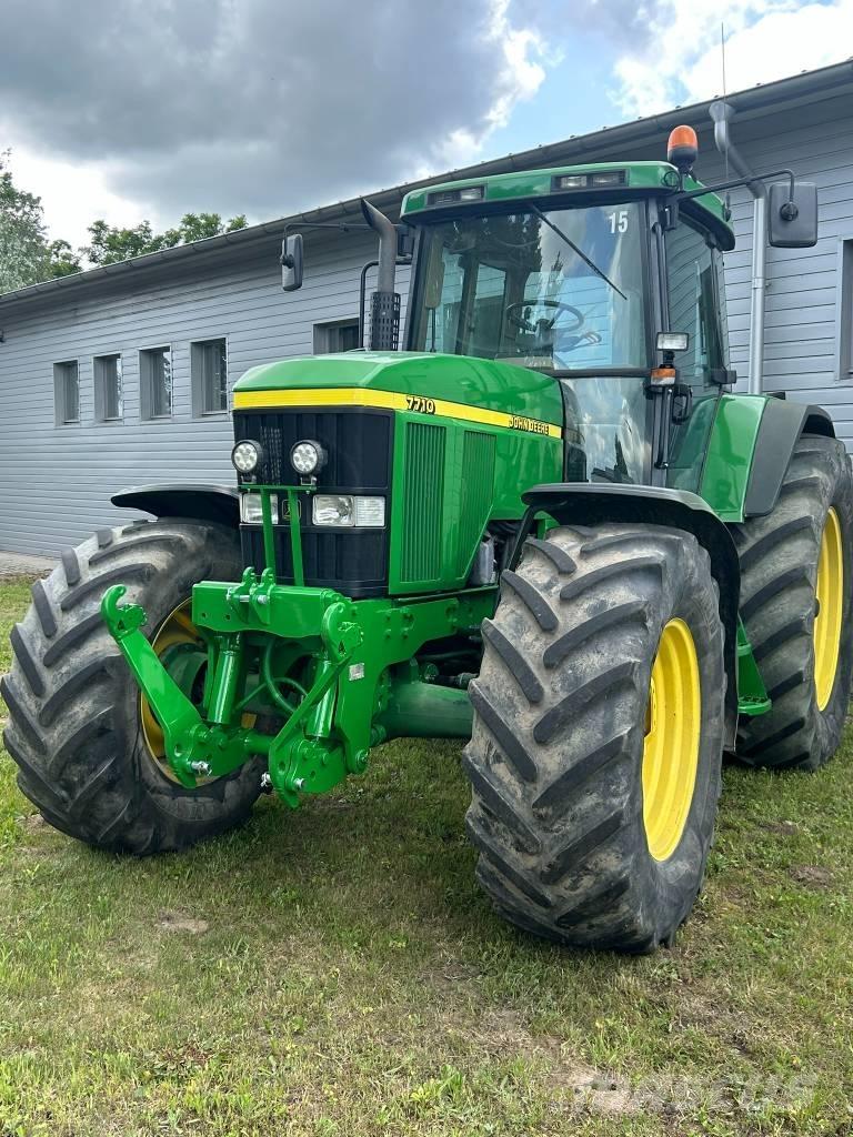 John Deere 7710 PQ Tractoare
