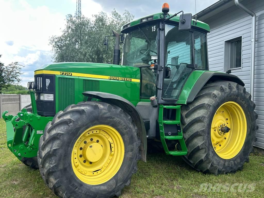 John Deere 7710 PQ Tractoare