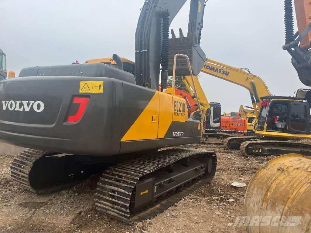 Volvo EC 210 LC Excavatoare pe șenile
