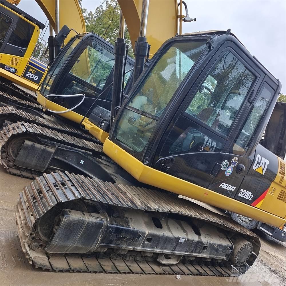 CAT 320 D Excavatoare pe șenile
