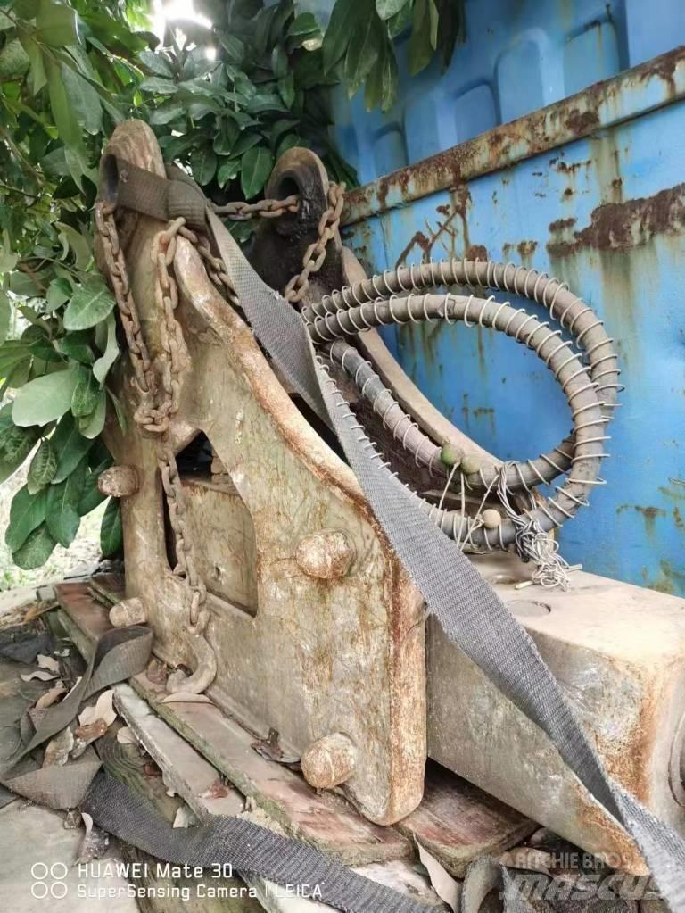 Sumitomo S160 Excavatoare pe șenile
