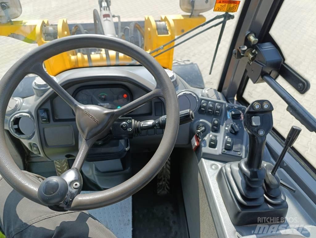 Volvo L 25 F Incarcator pe pneuri