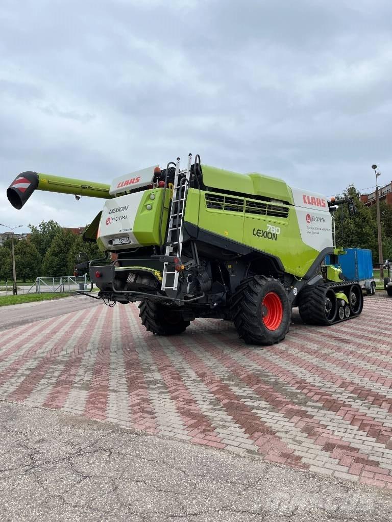CLAAS Lexion 780 TT Combine de secerat