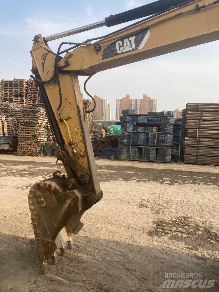CAT 307 D Excavatoare pe șenile
