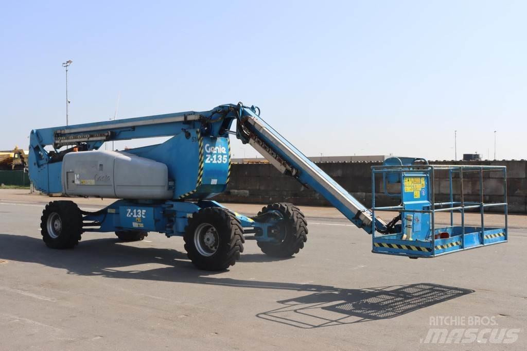 Genie Z135 Nacele cu brat articulat