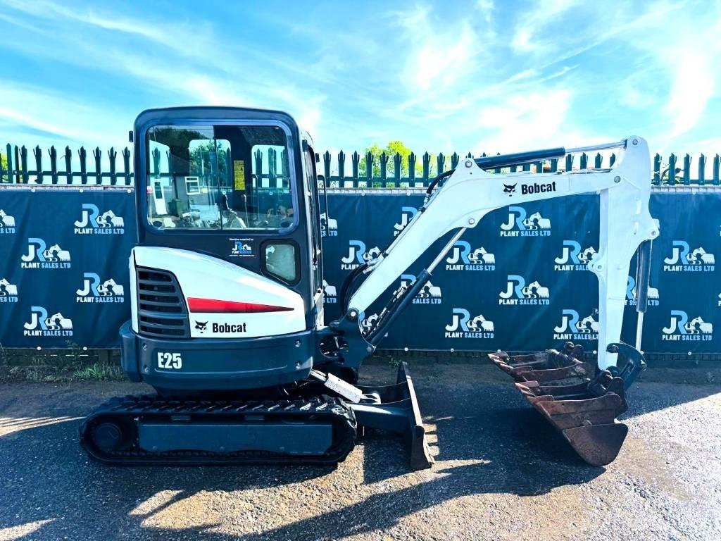 Bobcat E 25 Mini excavatoare < 7t