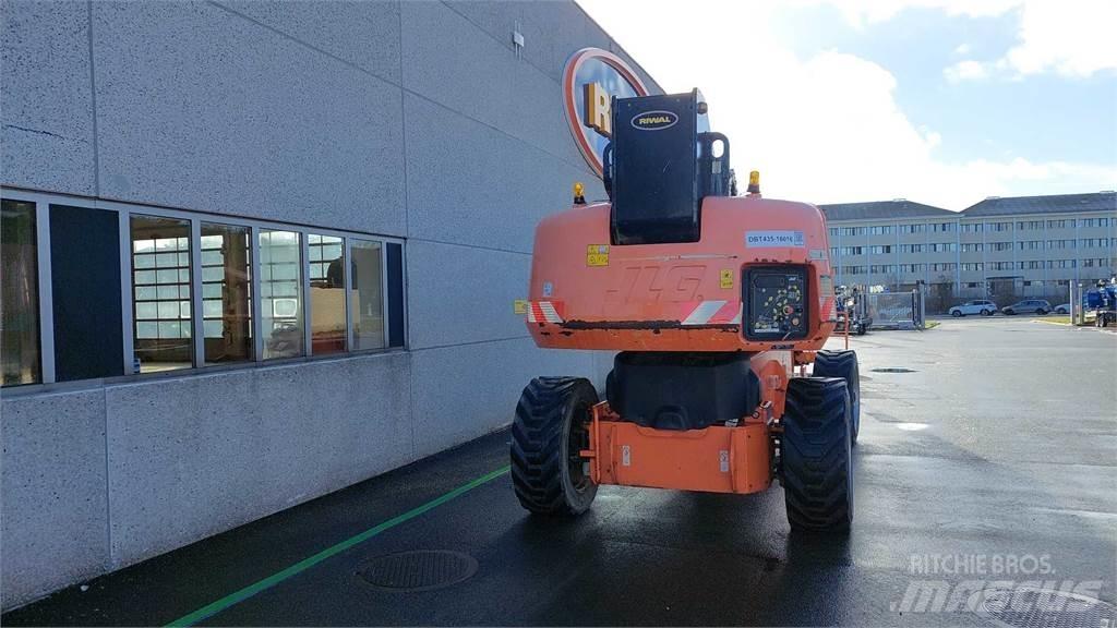 JLG 1350SJP Nacele cu brat telescopic