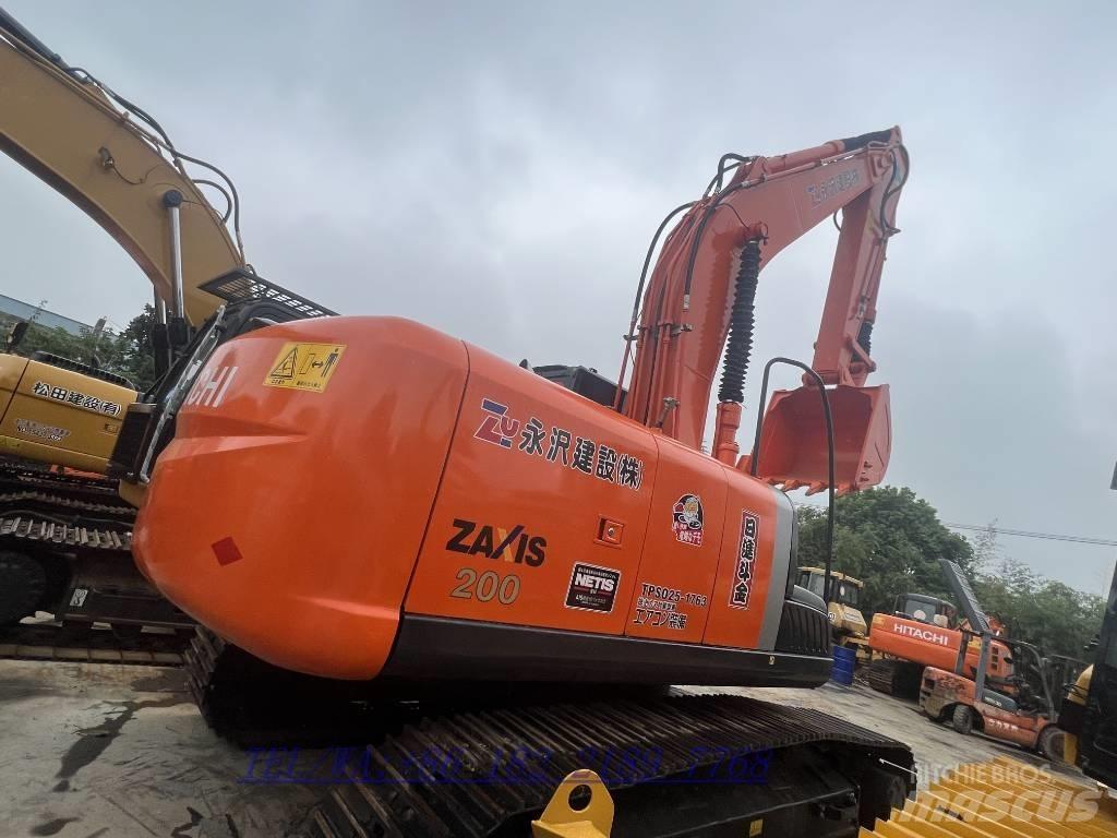 Hitachi ZX200 Excavatoare pe șenile
