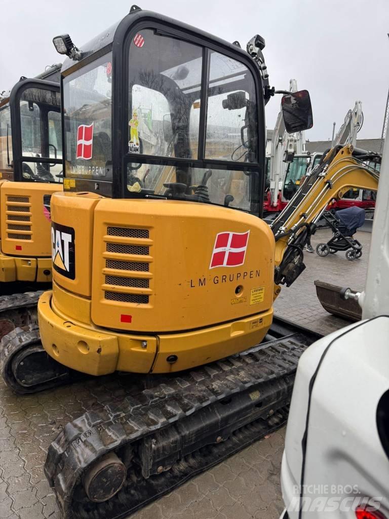 CAT 302.7 D Mini excavatoare < 7t
